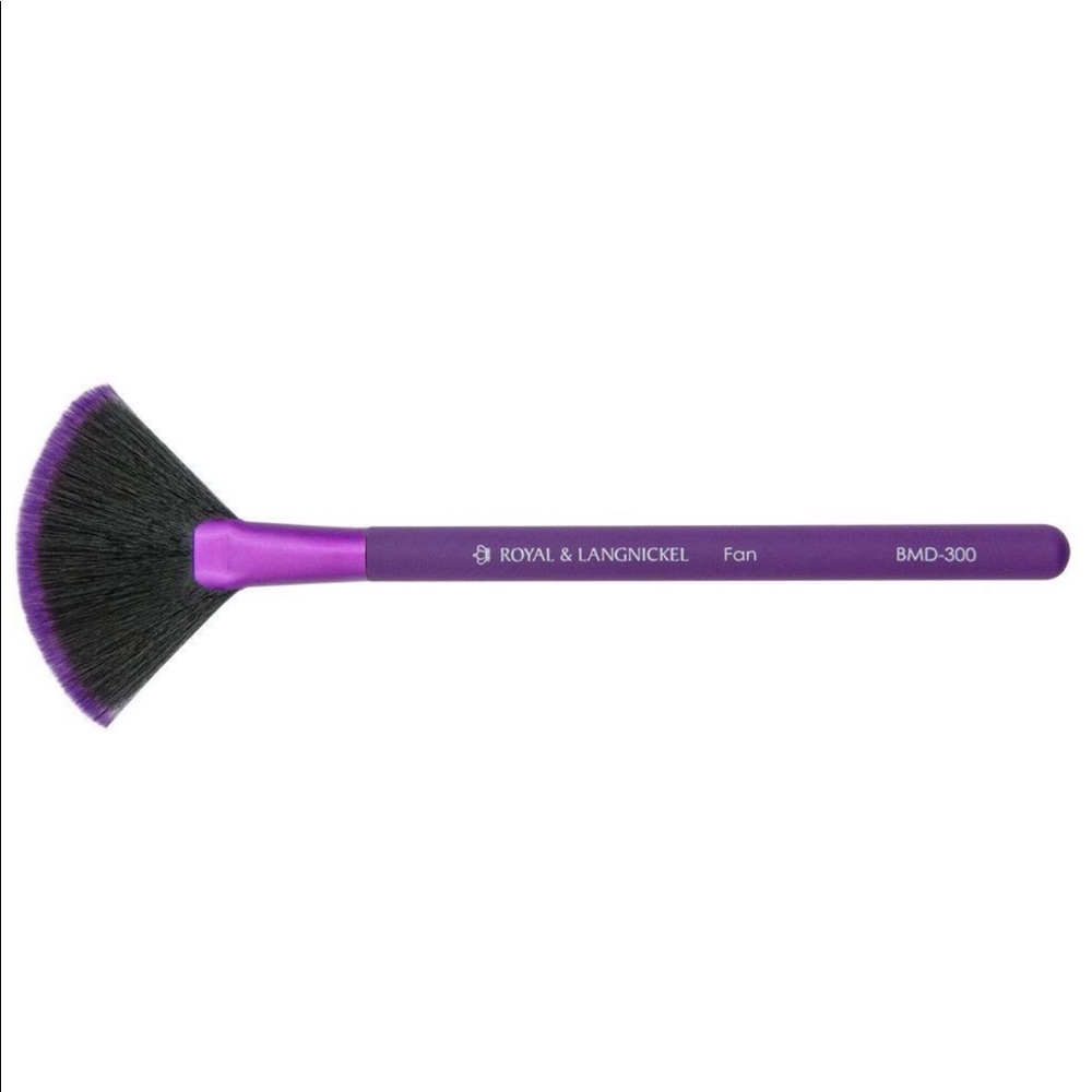 Royal & Langnickel Fan Makeup Brush